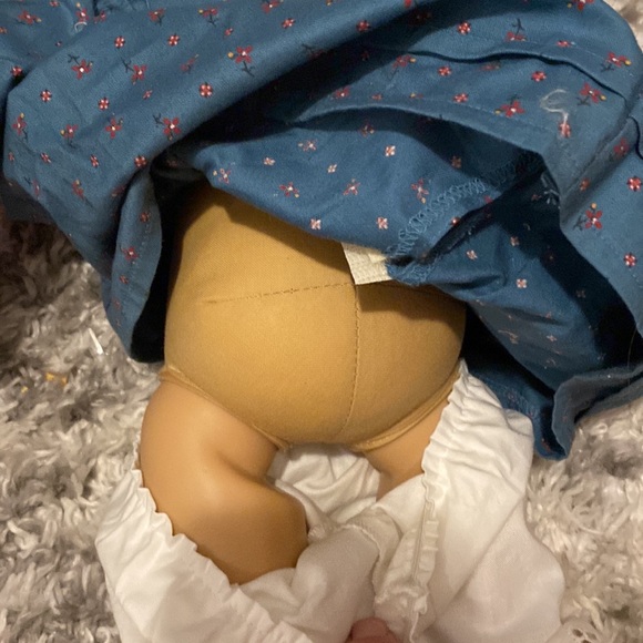 American Girl Retired Kirsten Doll - Picture 6 of 7